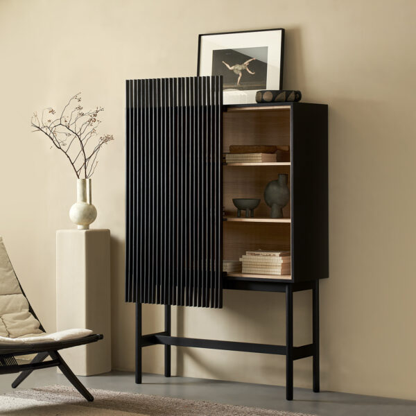 Multifunctional Sideboard: Storage & Display for Living Spaces - 图片 2